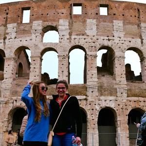 Meet your Posher, Laura